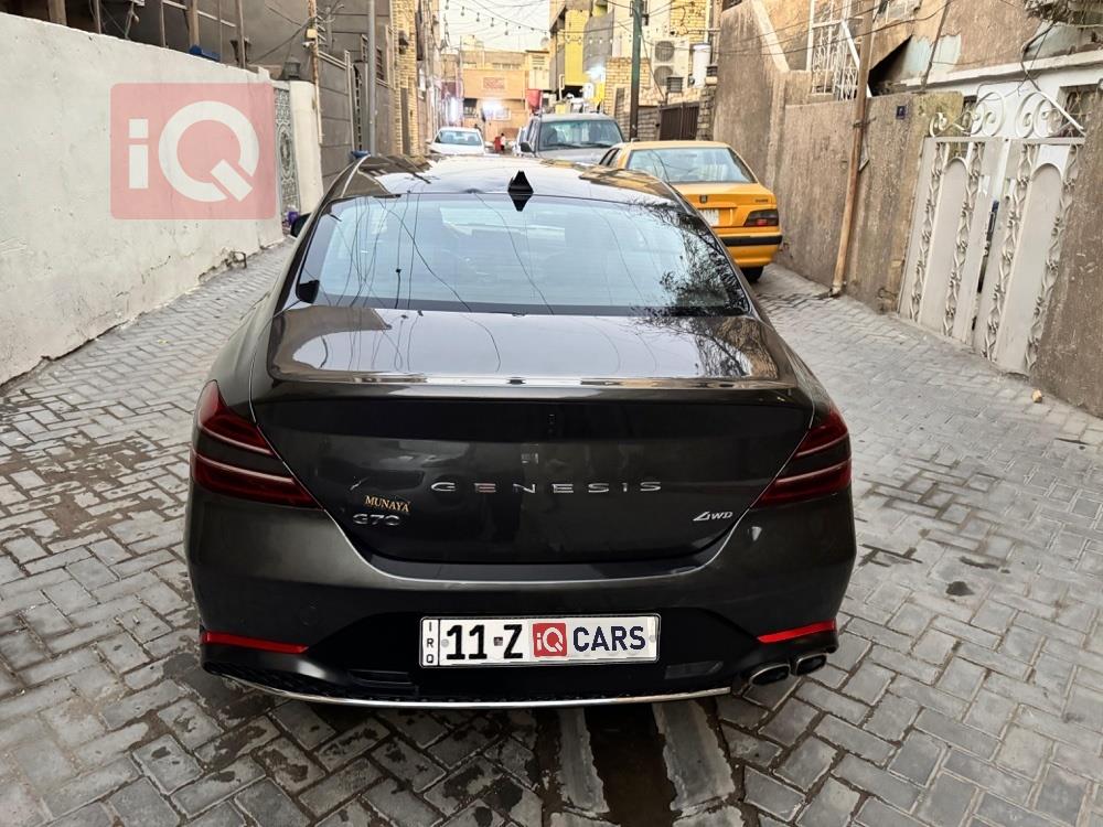 جنسس G70
